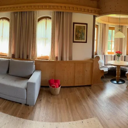 Πανδοχείο Zum Sepp 2*