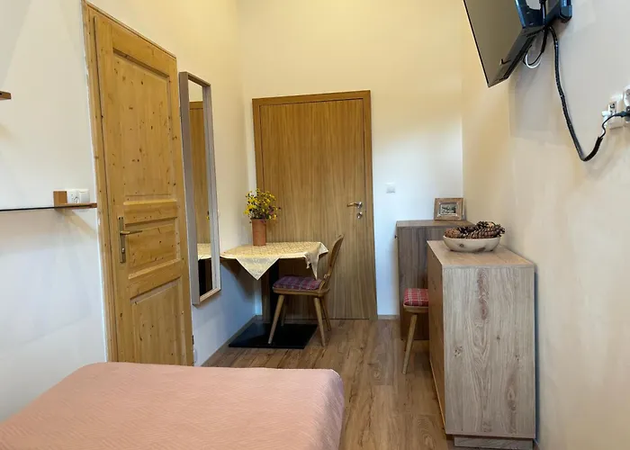 Мини-отель Zum Sepp 2*